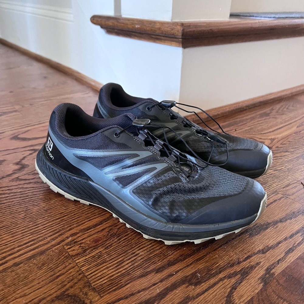 Salomon Men's Athletic Trail Shoe in Charcoal and Light Gray - Picture 3 of 16
